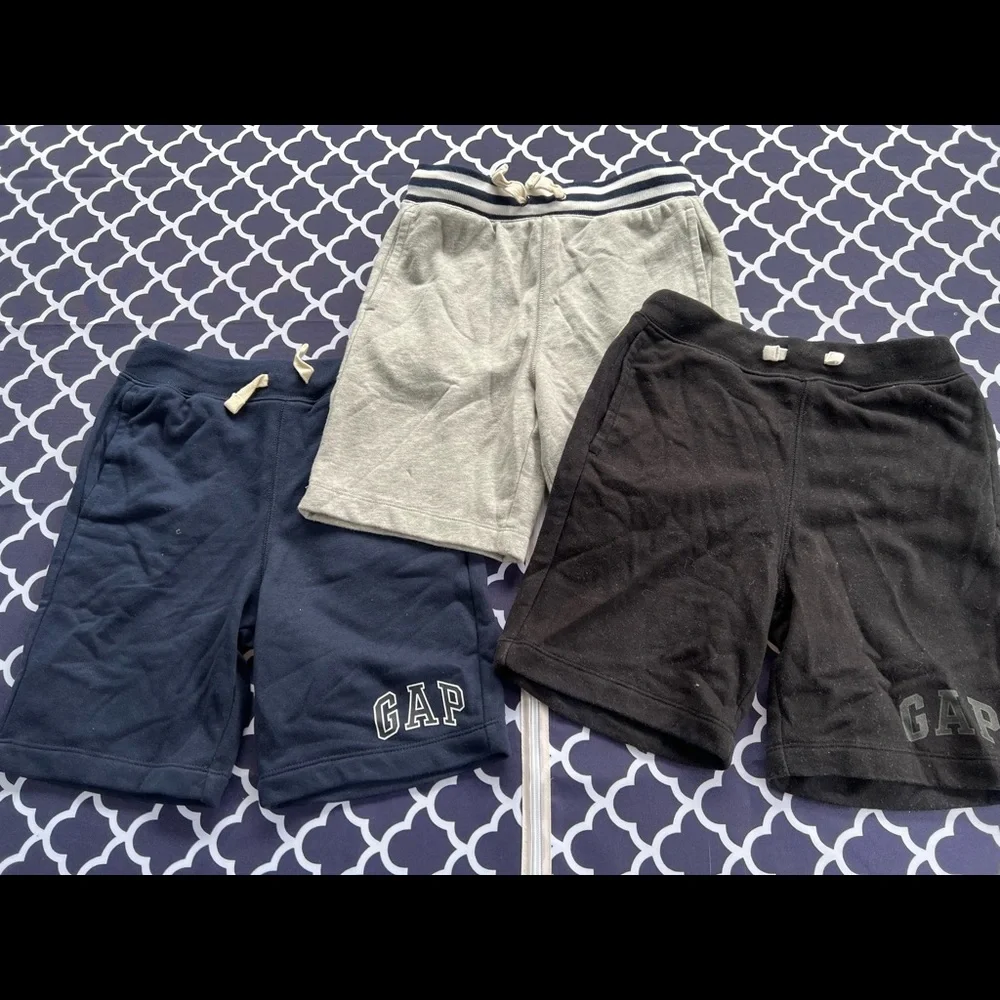 Gap cotton boys shorts 3 in set